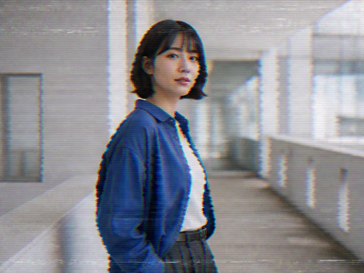 VHS home-video look — A home-videotape look with low apparent resolution, horizontal tracking noise, chroma bleed and unstable scan texture.